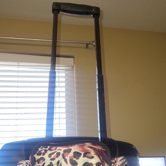 KATHY VAN ZEELAND Leopard Print Women's Travel Rolling Bag - Picture 11 of 16